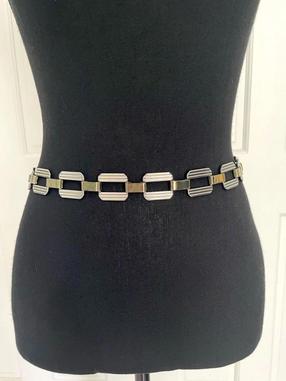 Two-Tone Geometric Chain Link Adjustable Waist Belt - Women Accessories